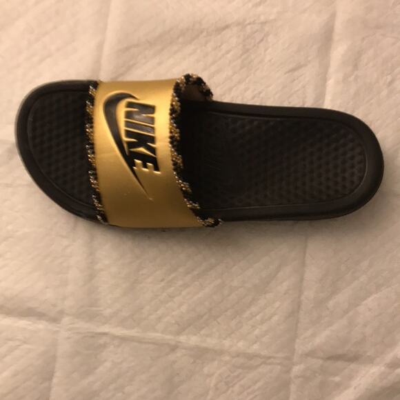 Nike Bead Embellished Slider. 7 - Picture 2 of 5